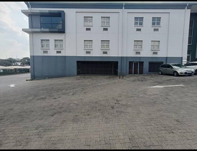 BUSINESS PROPERTY TO RENT IN HALFWAY HOUSE